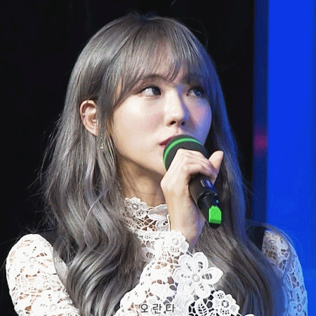 180601 OGN 클래시로얄 리포터 우주소녀 루다.gif | 인스티즈