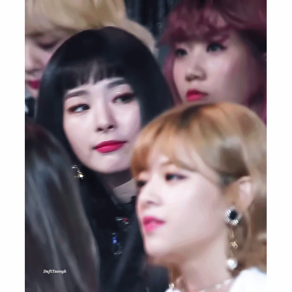 골든디스크 대기석 슬기.gif | 인스티즈