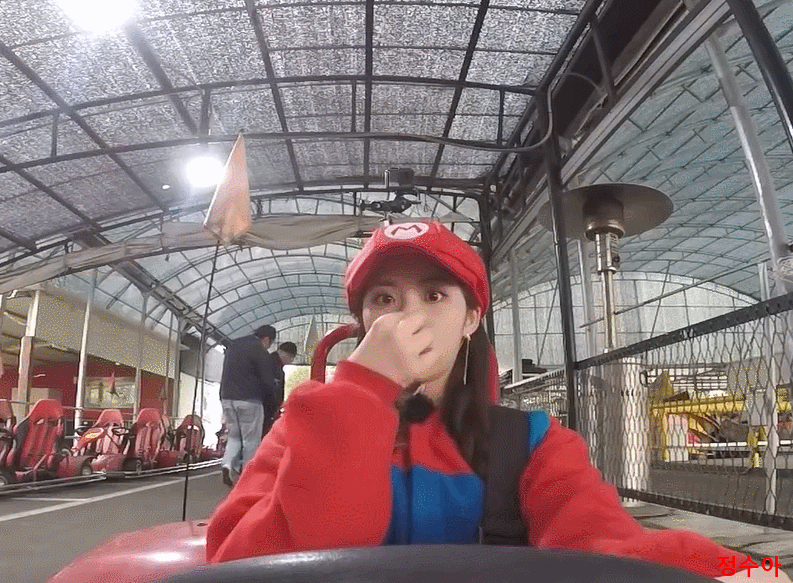 제주도에서 카트타는 프로미스 나인.gif | 인스티즈