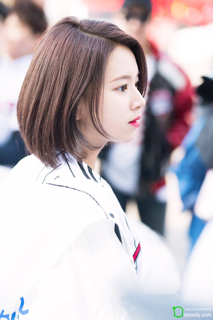 입체적인 이목구비에 콧대가 쩌는 트와이스 채영.jpgif | 인스티즈