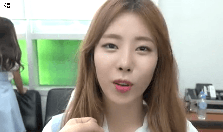 사람들을 즐겁게 해주는 걸 좋아하는 아이돌.gif | 인스티즈