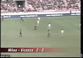 [데이터] 무결점 스트라이커라고 불리던 사나이.gif | 인스티즈