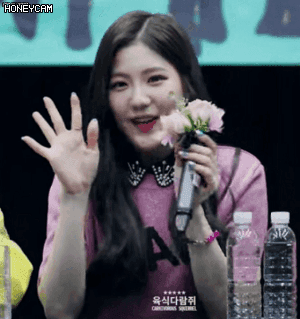 사람들을 즐겁게 해주는 걸 좋아하는 아이돌.gif | 인스티즈