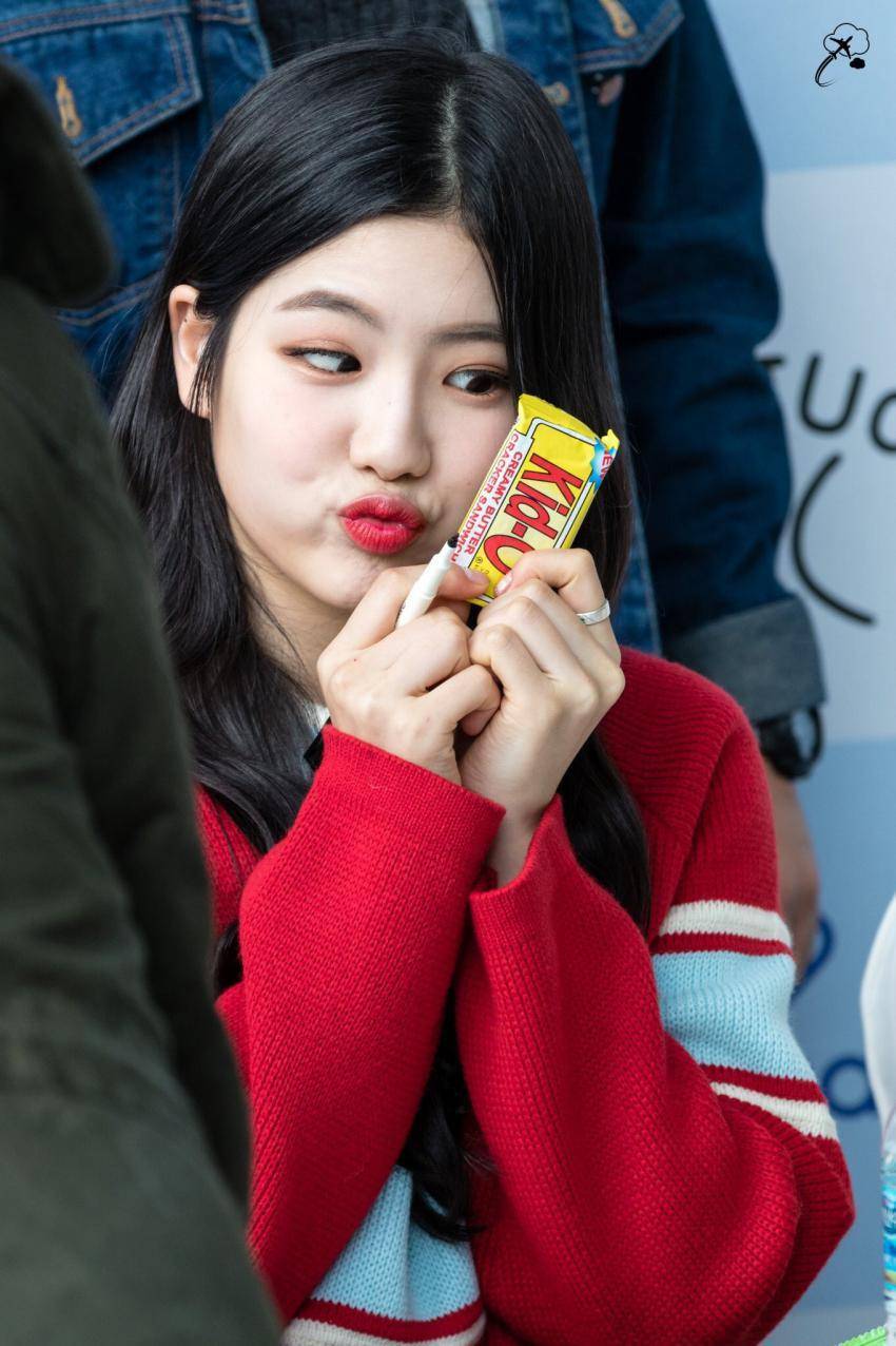 사람들을 즐겁게 해주는 걸 좋아하는 아이돌.gif | 인스티즈