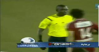 레드카드로 협박만 하는 심판 | 인스티즈