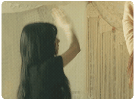 팬싸 당첨 되었으면 좋겠어서 여자친구.jpg.gif | 인스티즈