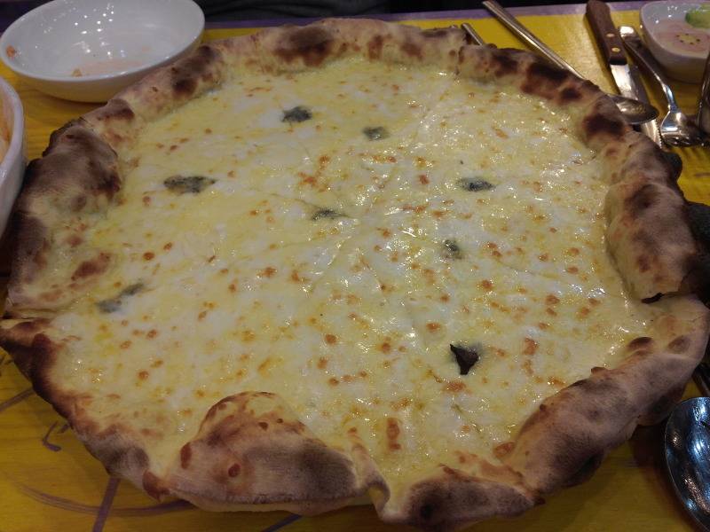 [피자] 단짠단짠이여서 더 맛있는듯한 고르곤피자 | 인스티즈