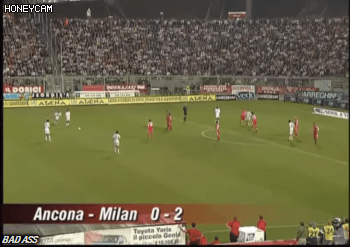 [데이터] 무결점 스트라이커라고 불리던 사나이.gif | 인스티즈