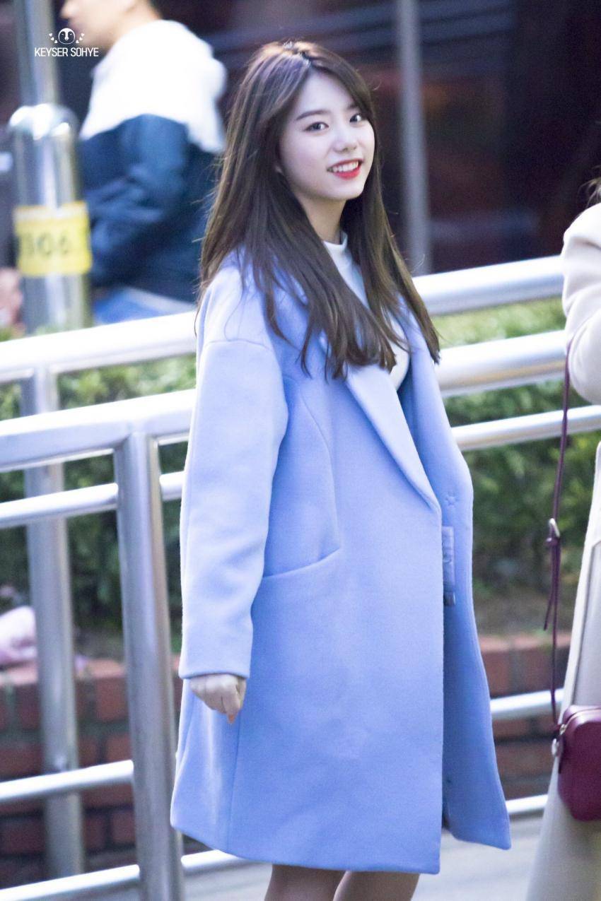 상당히 귀여운 99년생 연예인.gif | 인스티즈