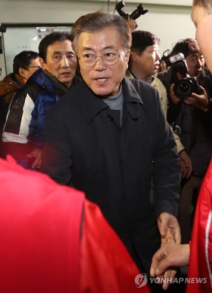 대구 서문시장 화재현장 찾은 문재인 | 인스티즈