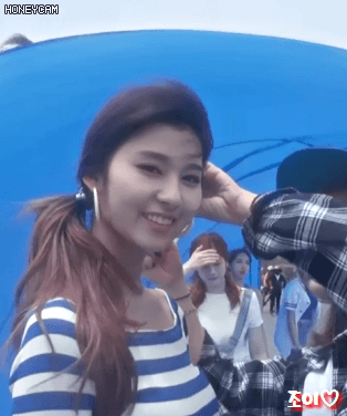 역시 사나 이쁘구나 하... | 인스티즈