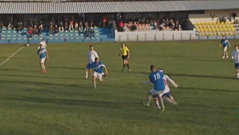 세르비아 4부리그에서 나온 역대급 장면.gif | 인스티즈