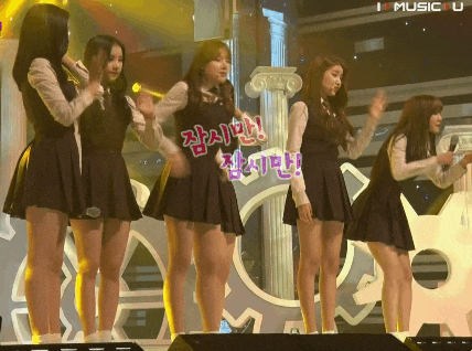 팬싸 당첨 되었으면 좋겠어서 여자친구.jpg.gif | 인스티즈