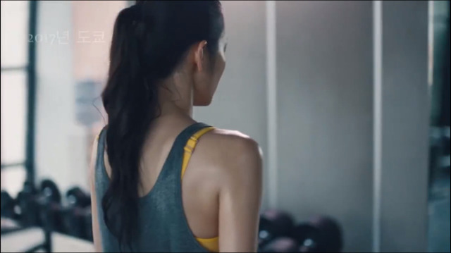 서울,도쿄,상하이에서 태어난 세 여자. 근데 손목에 모두 유통기한이 있다...? | 인스티즈