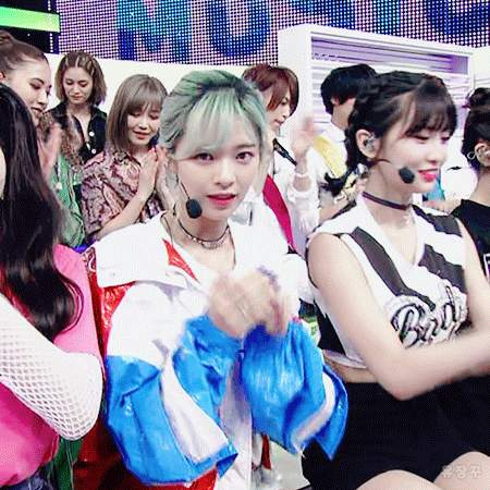 민트색이 잘어울리는 민트정연이.jpg | 인스티즈