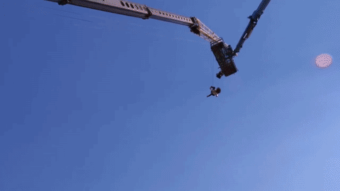 [쥬라기월드] 촬영하면서 배우가 엄청 힘들었을것 같은 비서씬 촬영장면.jpgif | 인스티즈