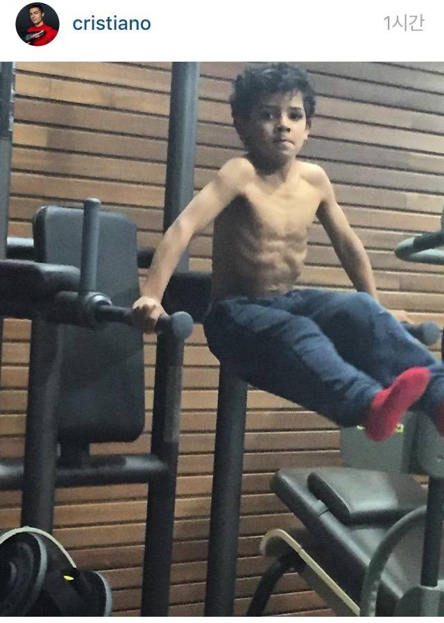 운동하는 우리형 아들 | 인스티즈