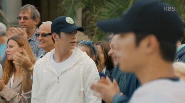 서강준이 재벌3세와 로봇 1인 2역을 하는 서강준 짱잘이 개연성인 드라마.jpgif | 인스티즈