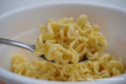 호불호 심하게 갈리는 라면 갑.jpg | 인스티즈