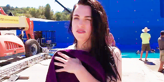 [쥬라기월드] 촬영하면서 배우가 엄청 힘들었을것 같은 비서씬 촬영장면.jpgif | 인스티즈