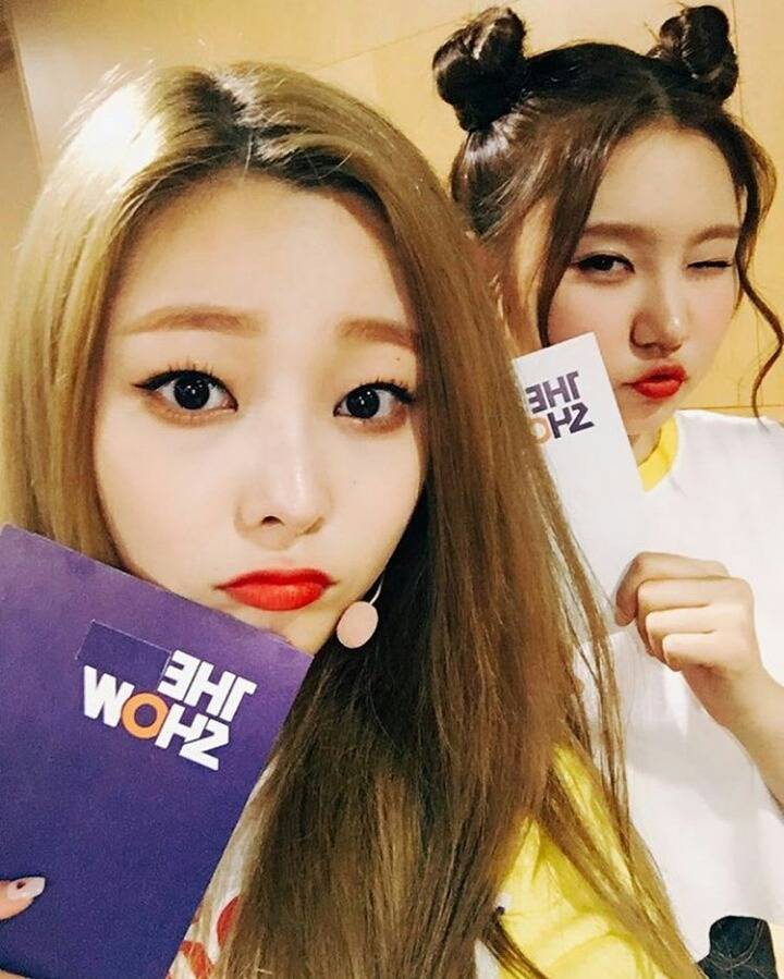 프리스틴) 오늘자 MC 보는 귀요미들.gif | 인스티즈