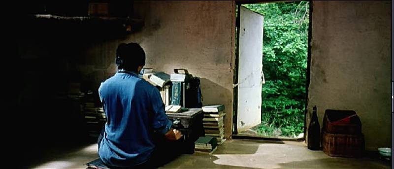 자기집 철거하러온 철거반원5명중 4명을 묻어버린 박흥숙사건 | 인스티즈