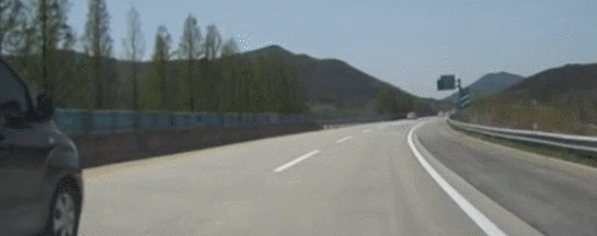 고속도로 1차선 정속주행 차량 한대가 미치는 영향 | 인스티즈