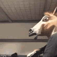 간지나는 장전 장면.gif | 인스티즈