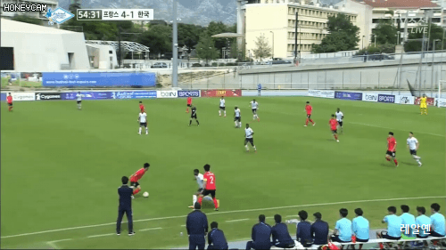 이강인 바디페인팅.gif | 인스티즈