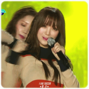 [데이터주의] 160930 뮤뱅 러블리즈 - Ah-Choo.gif | 인스티즈