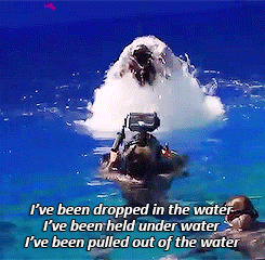 [쥬라기월드] 촬영하면서 배우가 엄청 힘들었을것 같은 비서씬 촬영장면.jpgif | 인스티즈