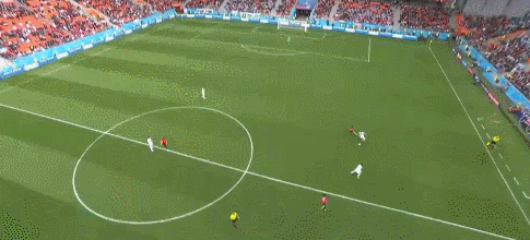 우루과이의 캡틴 디에고 고딘의 오버래핑 클래스.gif | 인스티즈