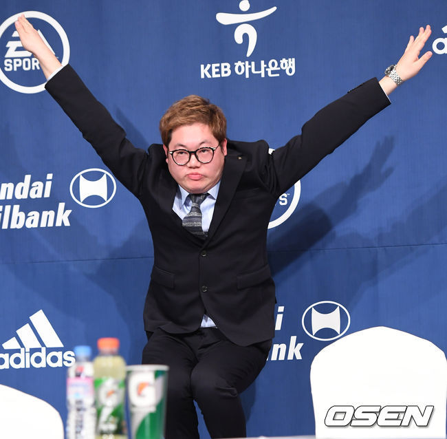 감스트가 러블리즈보다 홍보대사 일을 몇배는 더 잘한다는건 사실이 아님 | 인스티즈