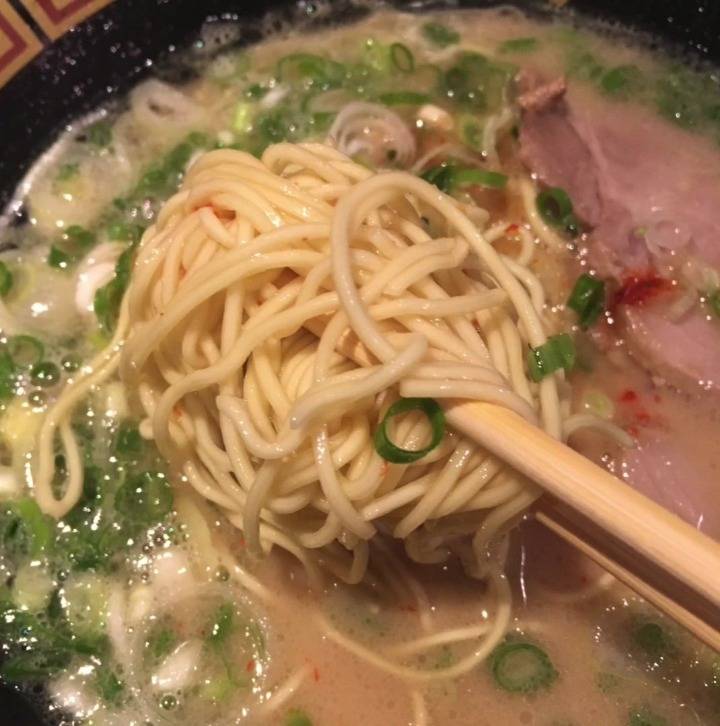 혼자서 일본 여행 다녀온 아이유 | 인스티즈