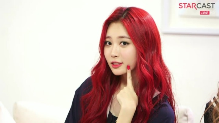 어느 한 걸그룹의 애교 | 인스티즈