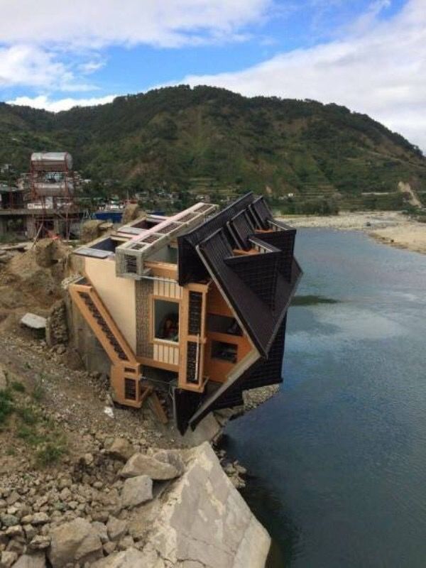 옆으로 누운 집 | 인스티즈