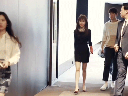 아이유 실물 느낌 몸매.gif | 인스티즈