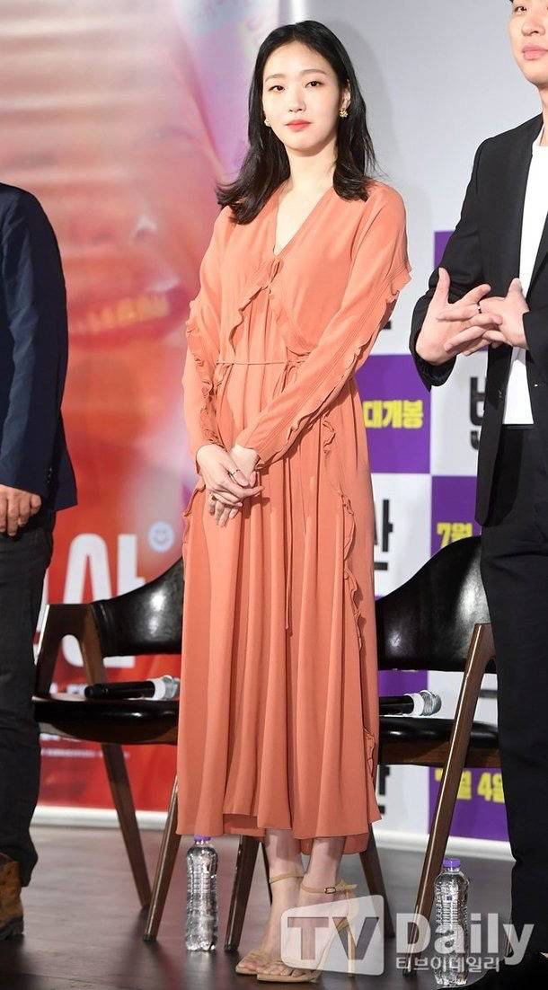 김고은 연기 위해 8kg 쪘다 | 인스티즈