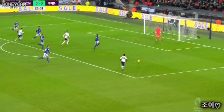 오리에 웃기지 않니.gif | 인스티즈