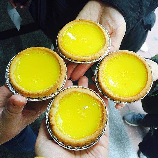 뭉근한 커스터드 크림이 특징인 홍콩식 에그타르트.jpg | 인스티즈