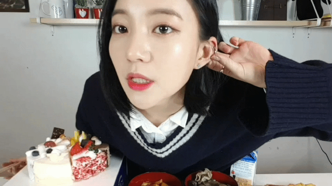 우유 마시는 오마이걸 비니 | 인스티즈