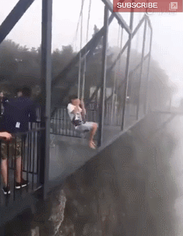 대륙의 그네 스케일.gif | 인스티즈