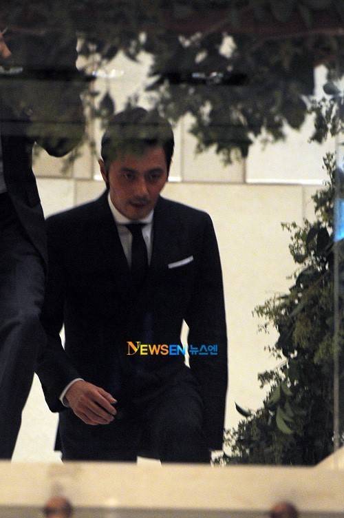 이제는 많이 밀려났지만 한때는 대표미남이었던 배우 | 인스티즈