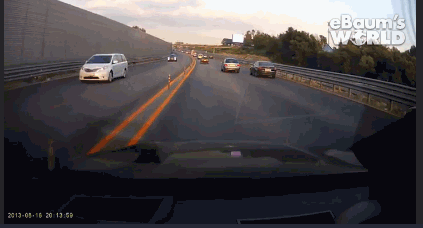 운전 할 때 안전벨트의 중요성.gif | 인스티즈