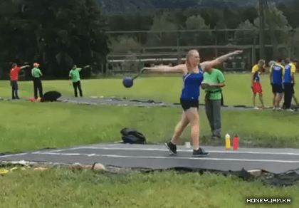 원스트라이크 투볼.gif (혐오주의) | 인스티즈