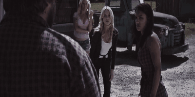 학생들이 우리 집 주변에서 자살하기 시작했어요.gif | 인스티즈