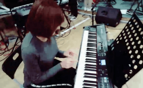 연주하고 싶은 하영이 | 인스티즈