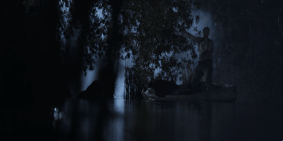 학생들이 우리 집 주변에서 자살하기 시작했어요.gif | 인스티즈