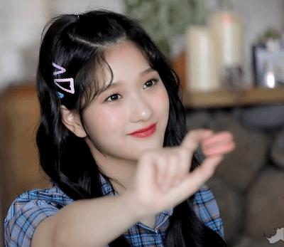 프로미스나인 이서연 자켓메이킹.gif | 인스티즈