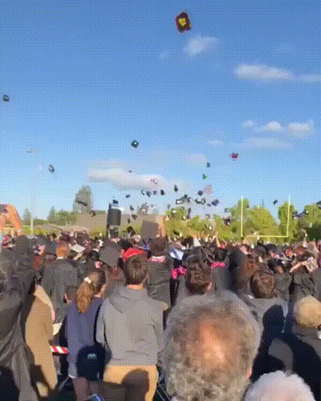 좀 배운 사람의 졸업식 | 인스티즈